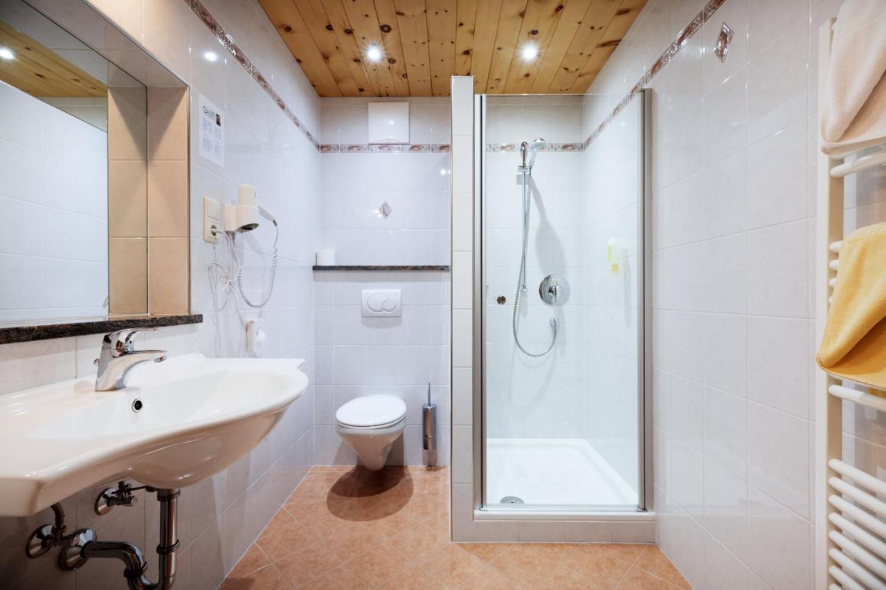 Hotel Chavalatsch Tubre Εξωτερικό φωτογραφία