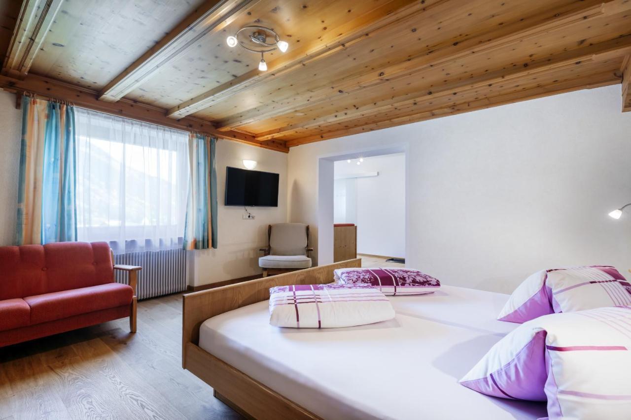 Hotel Chavalatsch Tubre Εξωτερικό φωτογραφία